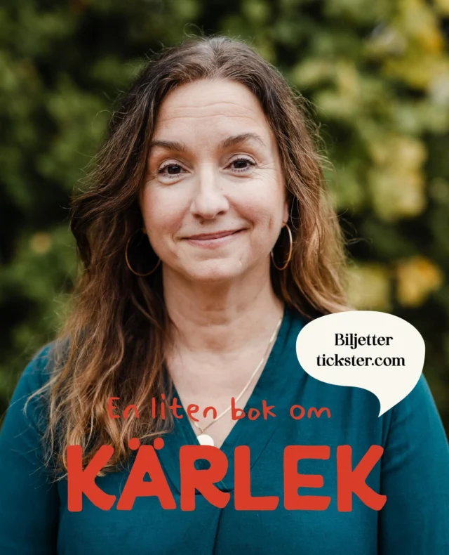 Vi är mycket glada Isabelle Moreau tackade ja till uppdraget regissera En liten bok om kärlek. Isabelle har lång erfarenhet som skådespelare, regissör och pedagog. Hon är utbildad på Skara skolscen och Teaterhögskolan i Malmö. Hon har arbetat vid bl a Uppsala Stadsteater, Stadra, Örebro Länsteater och Riksteatern. 

Isabelle har regisserat uppsättningar på bl a Norrbottensteatern, Teater Västernorrland, Scenkonst Sörmland samt Örebro Teater. Isabelle är en flitigt anlitad röstskådespelare och ett stort antal dubbade barnprogram i bagaget.

Som pedagog arbetar Isabelle på Nora Kulturskola och har under hösten parallellt med En liten bok om kärlek regisserat musicalen Annie i Nora.

🌲En liten bok om kärlek, Kungsteatern Karlskoga 
14 december - 31 januari 

🌲 Biljetter/info
www.lyset.se
www.tickster.com

@bellemoreau